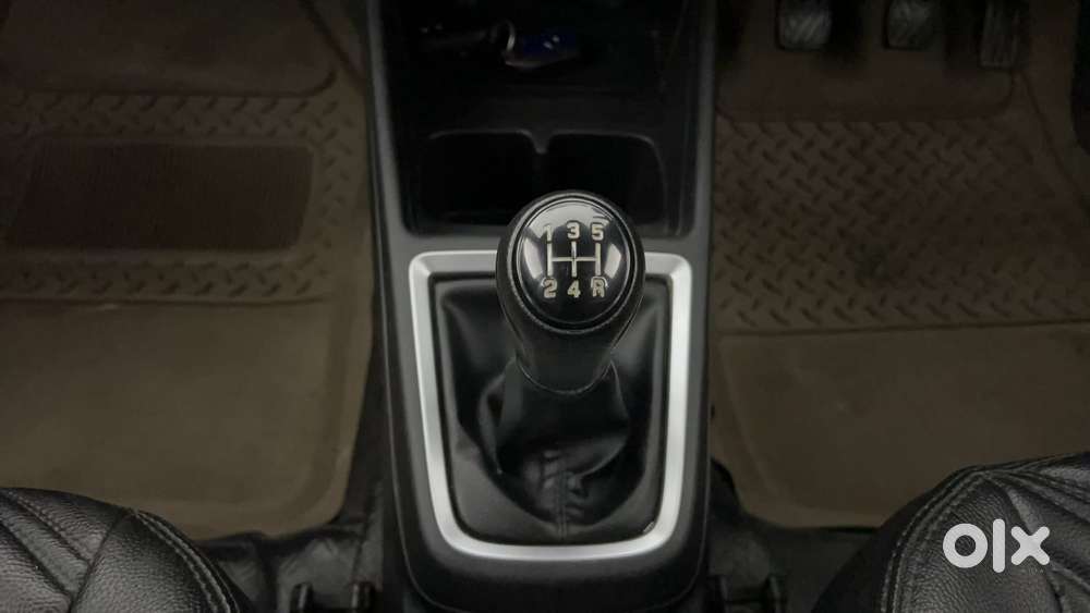 Maruti Suzuki Swift 1.3 Zxi, 2021, Petrol