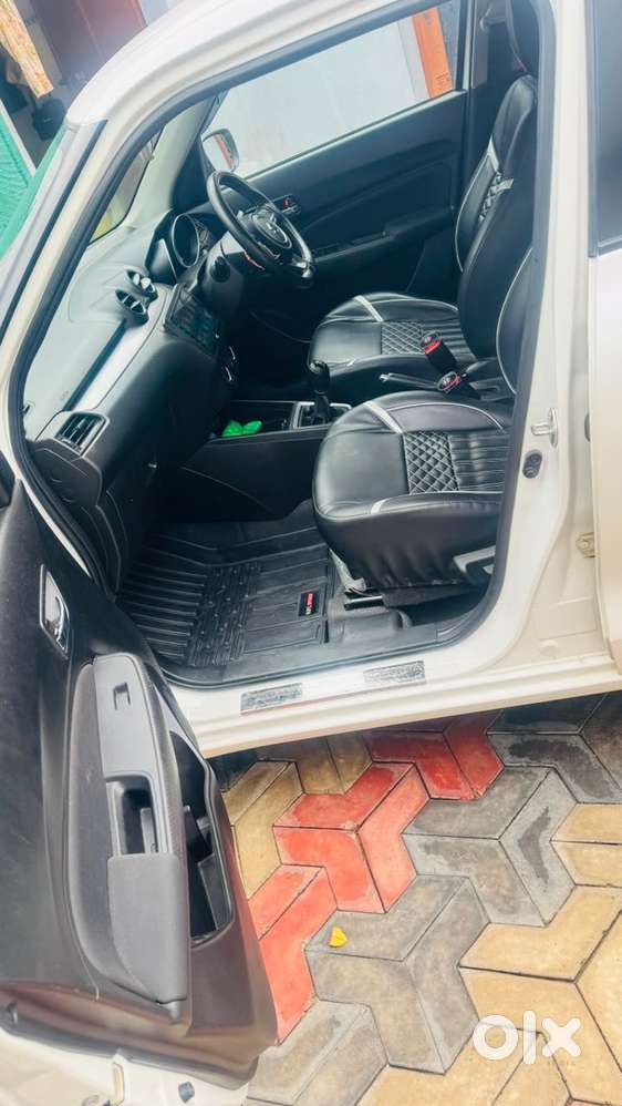 Maruti Swift Petrol 2023