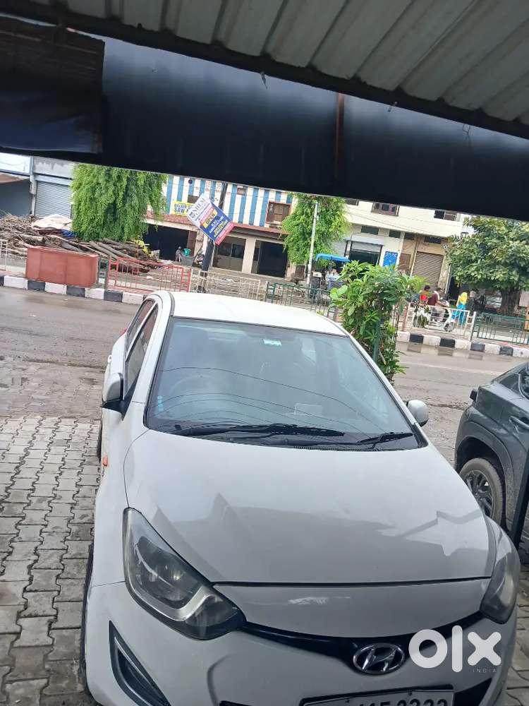 Hyundai I20 2012 Petrol 96000 Km Driven