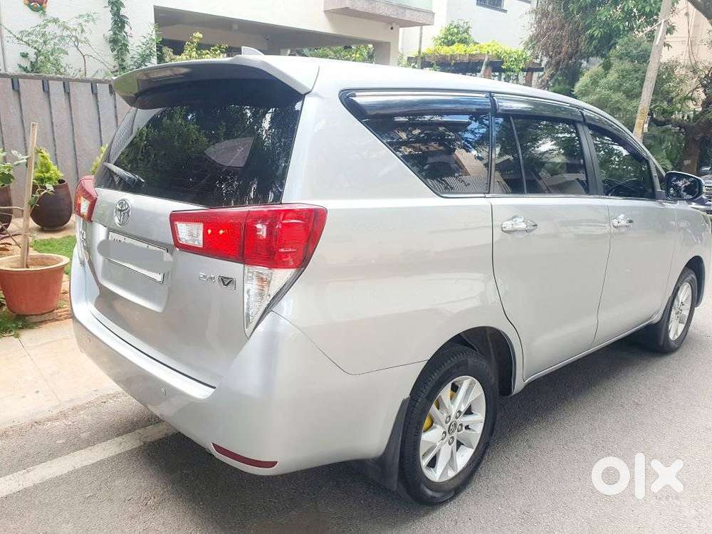 Toyota Innova Crysta 2.4 Vx Mt, 2016, Diesel