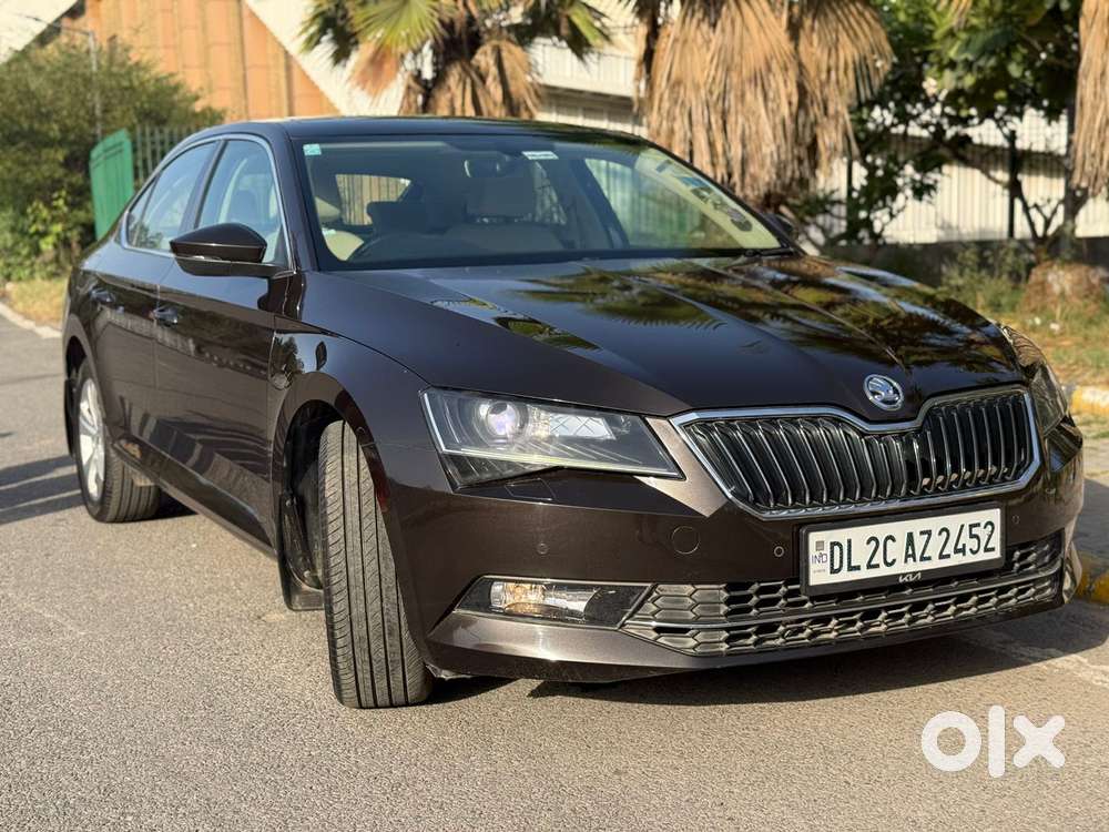 Skoda Superb Style 1.8 Tsi At, 2018, Petrol