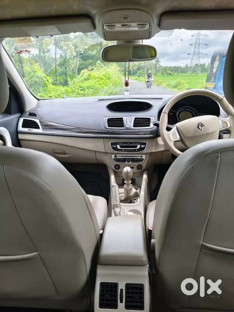 Renault Fluence Diesel Manual 2012