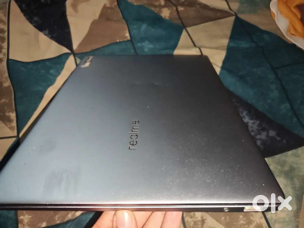 realme Book (Slim)