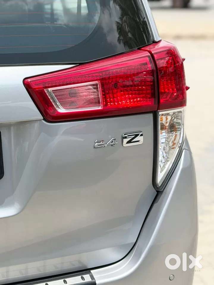 Toyota Innova Crysta, 2025, Diesel