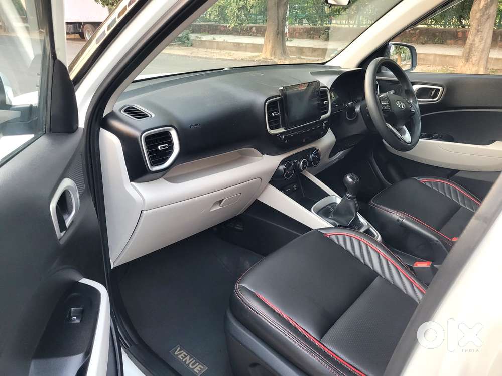 Hyundai Venue [2022-ongoing] 1.2 S, 2022, Petrol