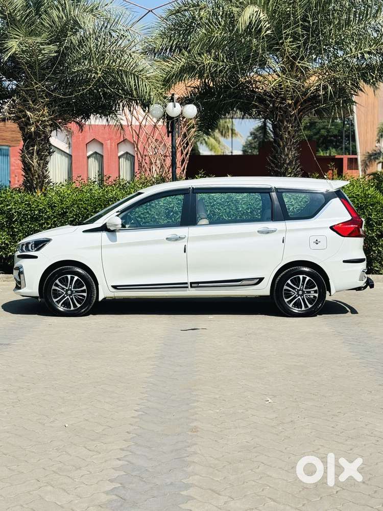 Maruti Suzuki Ertiga 1.5 Zxi, 2025, Cng & Hybrids