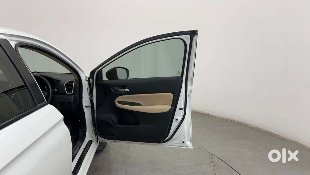 Honda City I-vtec V, 2022, Petrol