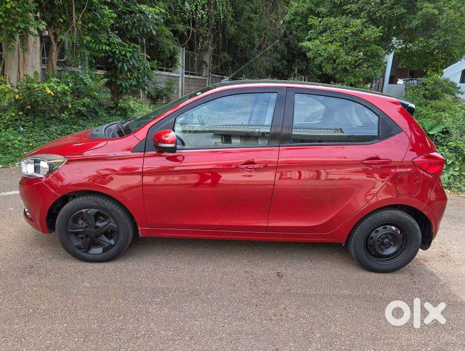 Tata Tiago 1.2 Revotron Xz, 2017, Petrol