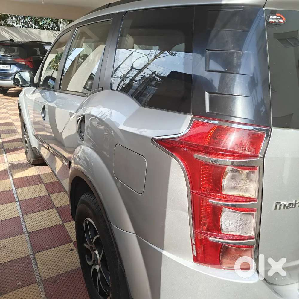 Mahindra Xuv500 Diesel 2015 Variant