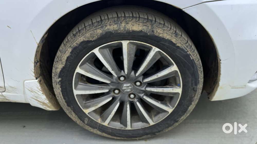 Maruti Suzuki Ciaz 1.5 Alpha Shvs Amt, 2019, Petrol