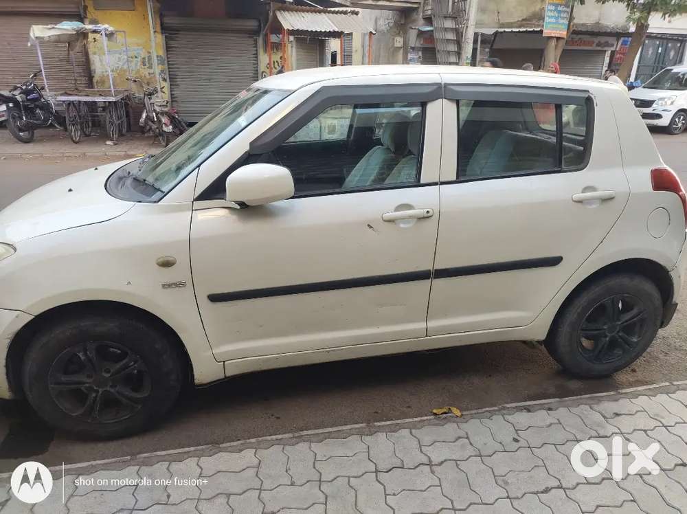 Maruti Suzuki Swift 2007 Diesel 140000 Km Driven