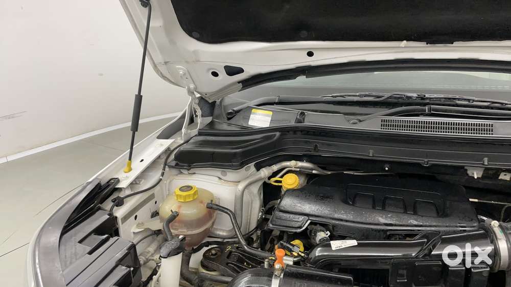 Mahindra Xuv300 W8 Option, 2023, Petrol