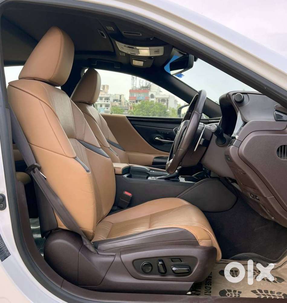 Lexus Es 300h Luxury, 2019