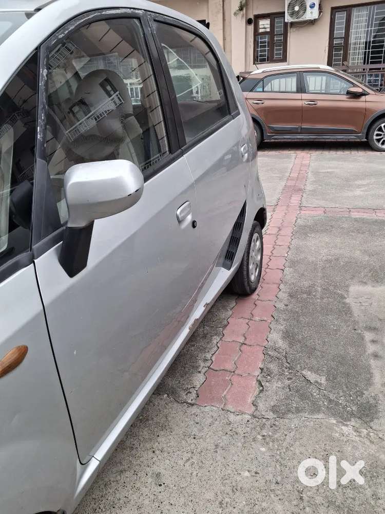 Tata Nano Xt 2012
