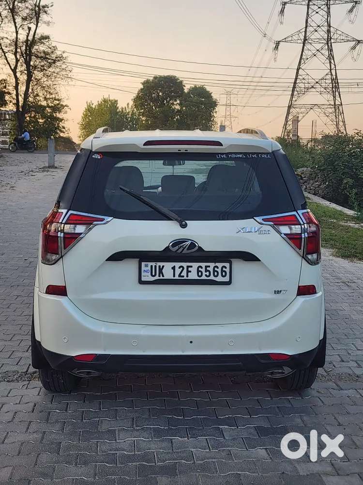 Mahindra Xuv 500
1st Owner 
Push Button Stat