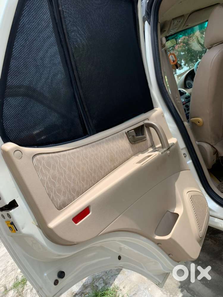 Tata Safari Dicor 2010