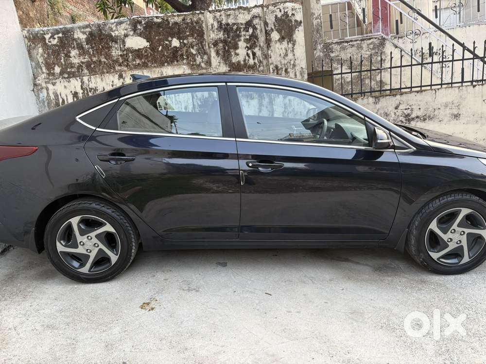 Hyundai Verna 1.5 S Plus Petrol Mt, 2022, Petrol