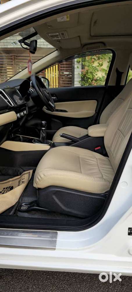 Honda City 1.5 V 5th Gen I-vtec Mt, 2022, Petrol