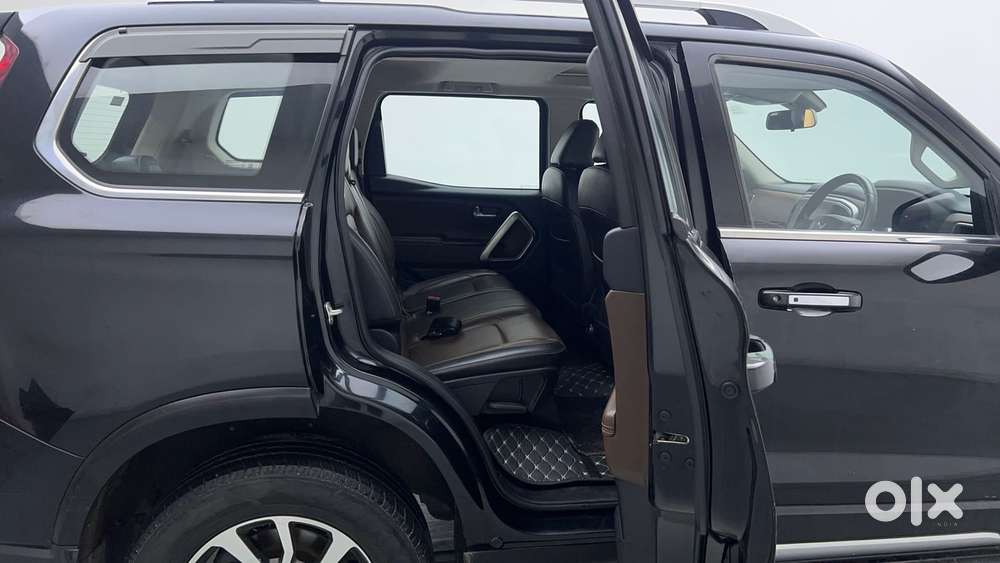Mahindra Scorpio N Z8 L Petrol At 7 Str, 2023, Petrol