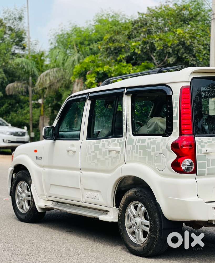 Mahindra Scorpio Vlx Air Bag Bs-iv, 2013, Petrol