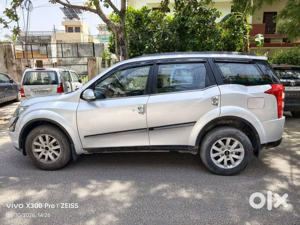 Mahindra Xuv500, 2017