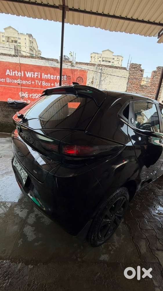 Tata Altroz Petrol 2023