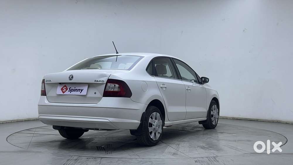 Skoda Rapid 1.0 Rider Plus Tsi At, 2021, Petrol