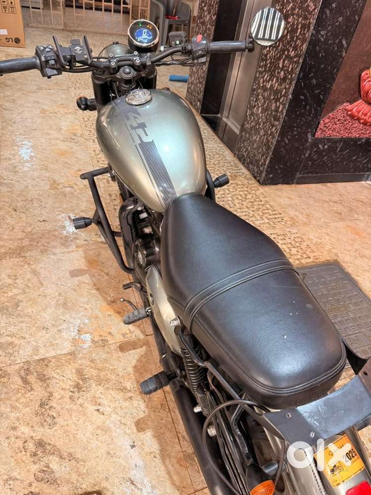 Jawa Bike 2023 Petrol(Showroom maintained)
