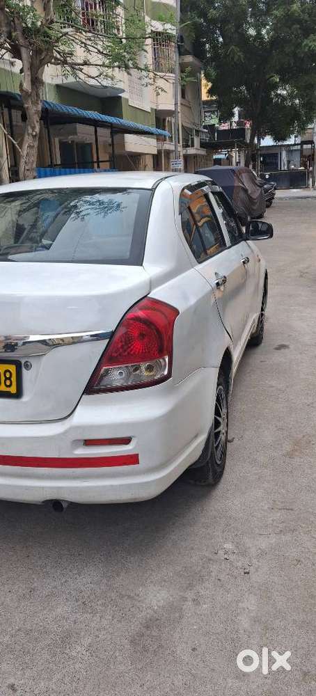 Maruti Suzuki Swift Dzire Tour Ldi, 2016, Diesel