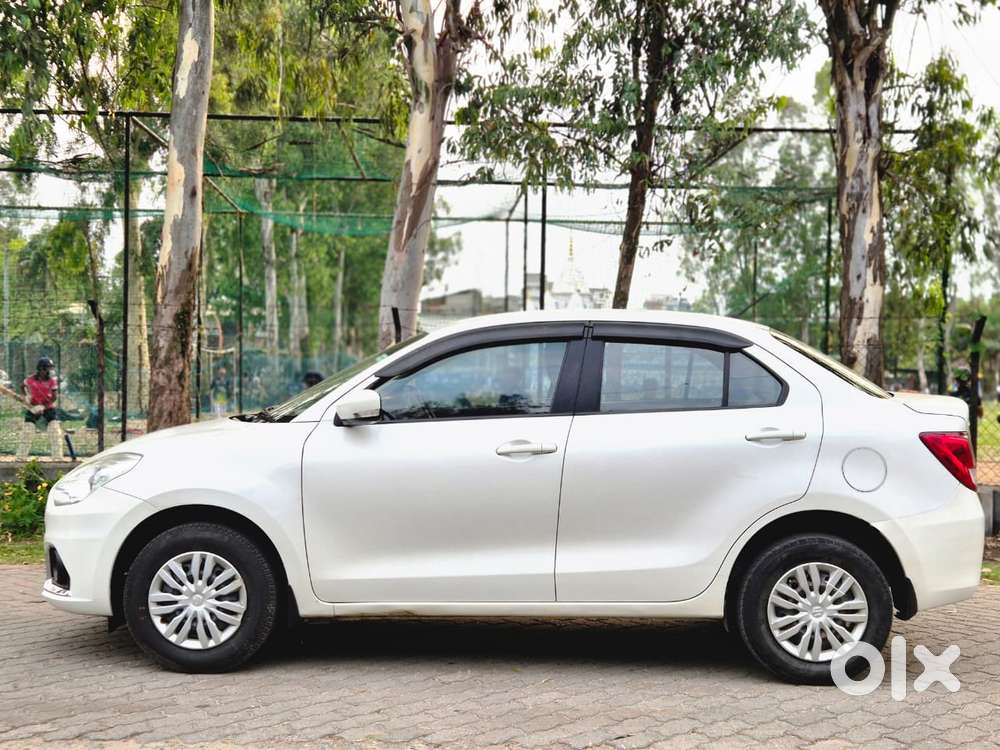 Maruti Suzuki Swift Dzire 1.3 Vxi, 2021, Petrol