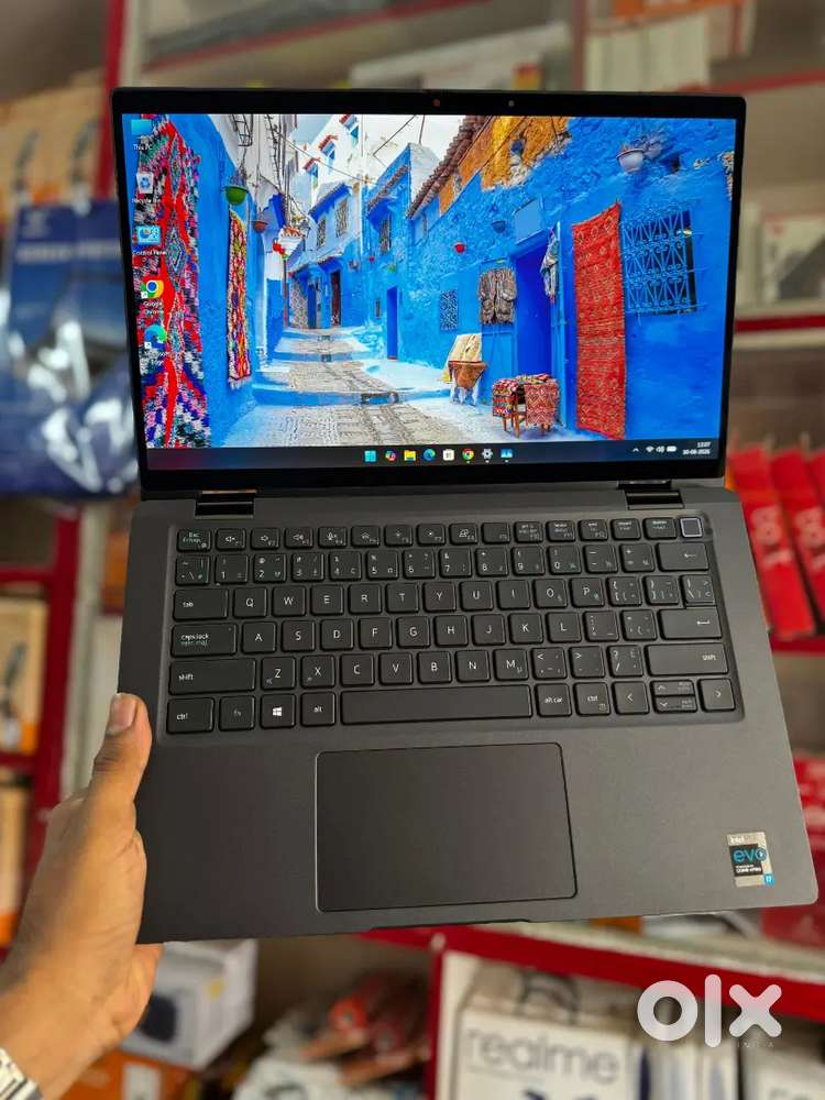 32GB RAM i7 11th Gen 360