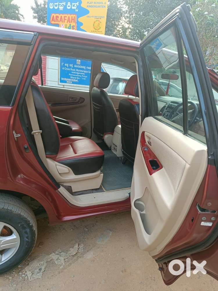 Toyota Innova 2.0 V, 2005, Petrol