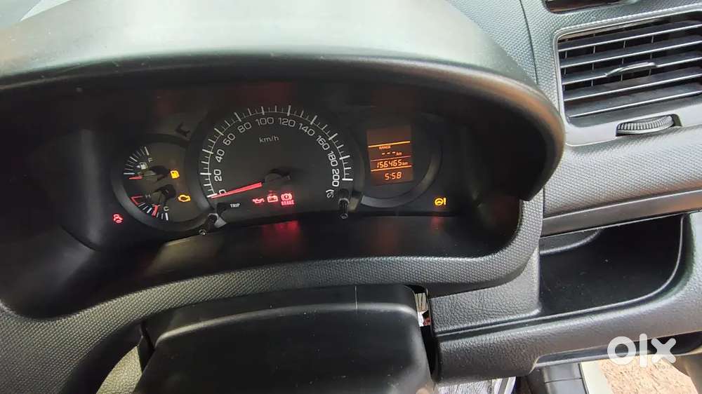 2013 Maruti Swift Lxi