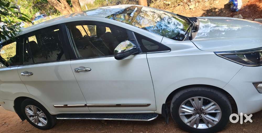 Toyota Innova Crysta 2.8z Automatic, 2018, Diesel