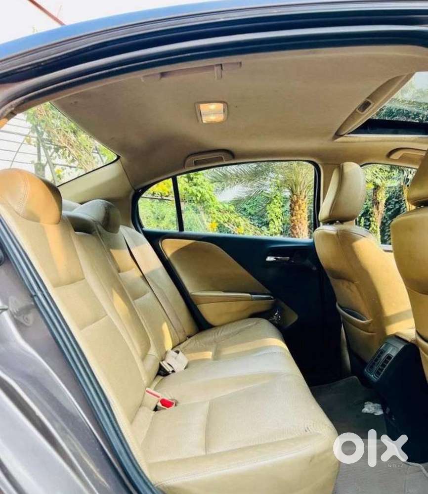 Honda City 2014 Model Sunroof