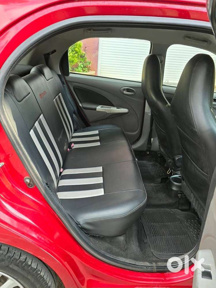 Toyota Etios Liva 2011-2012 Vx, 2011, Petrol