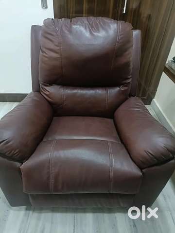 Godrej recliner discount