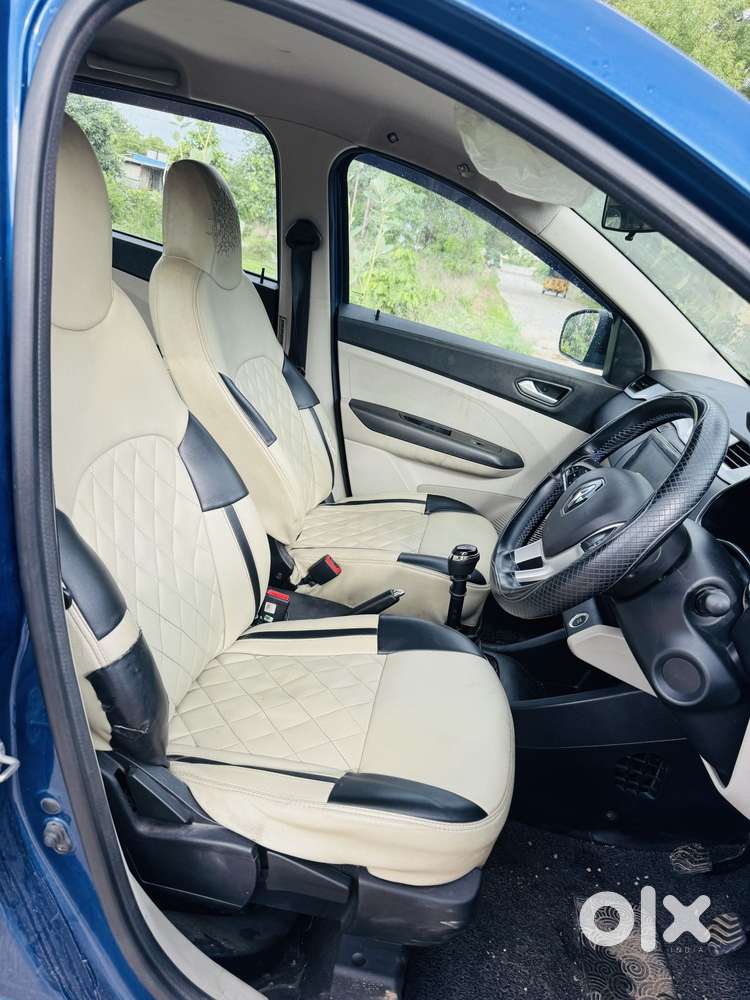 Renault Triber Rxz, 2022, Petrol