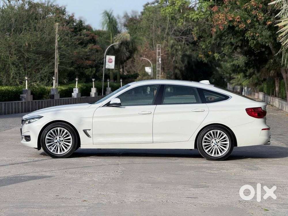 Bmw 3 Series Gt 320d Luxury Line, 2018, Diesel