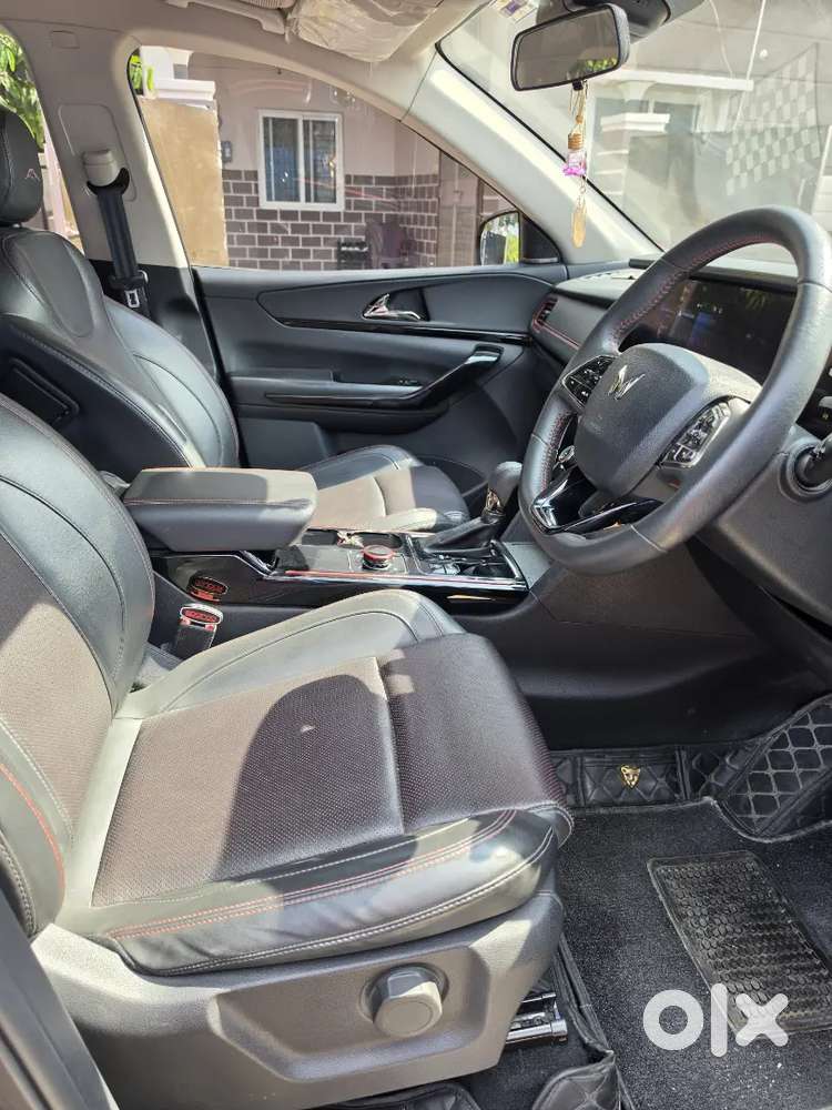 Mahindra Xuv700 2024