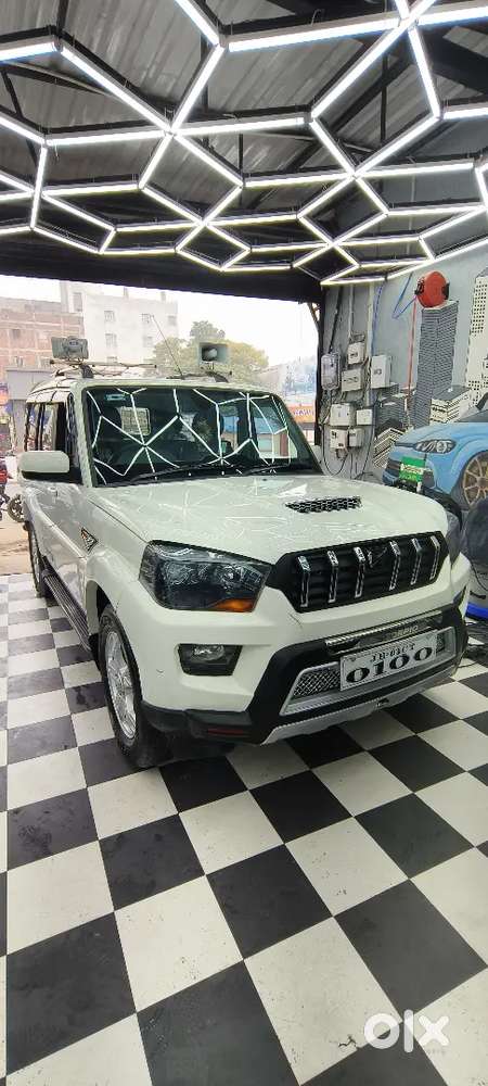 Mahindra Scorpio 2017 Diesel 95000 Km Driven