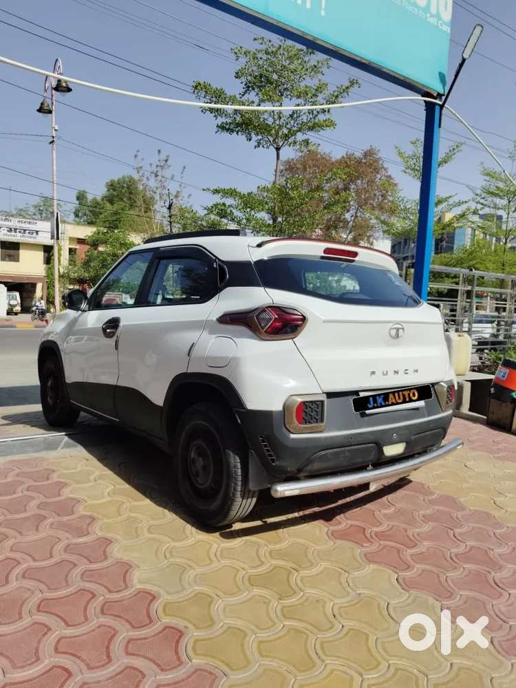 Tata Punch Pure, 2022, Petrol