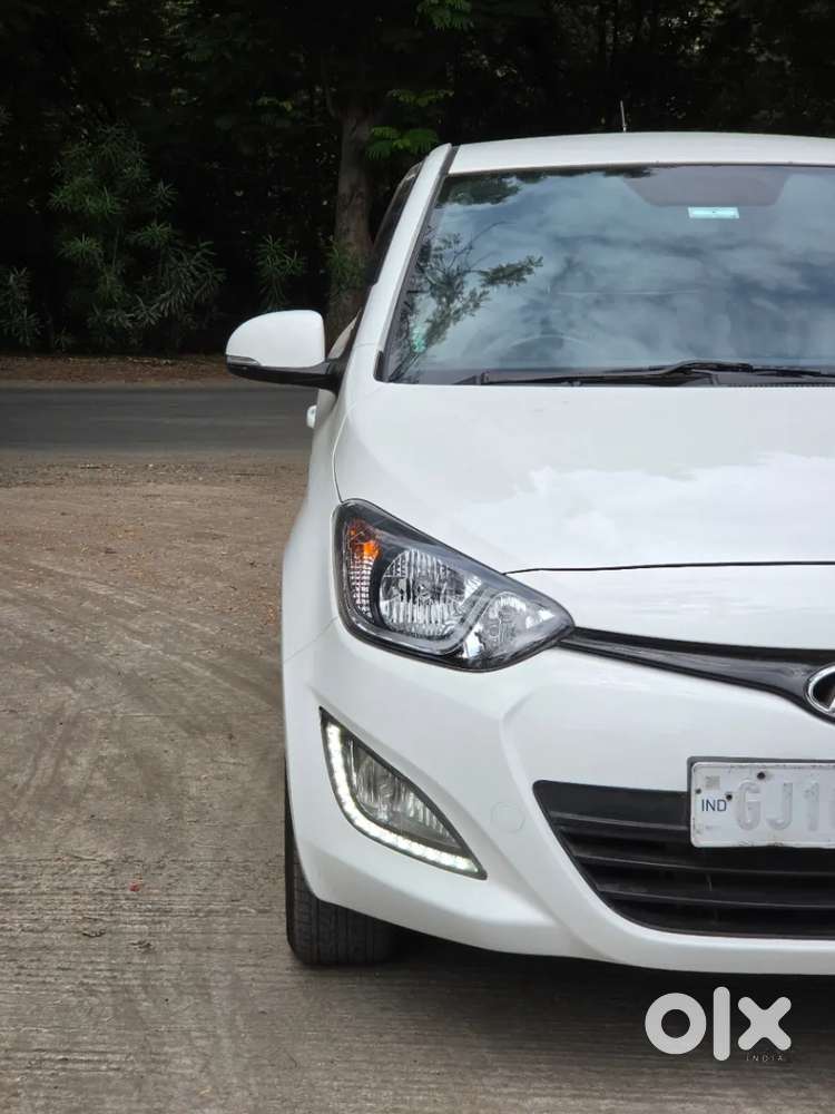 Hyundai I20 Sportz 1.2 Bs-iv, 2013, Petrol