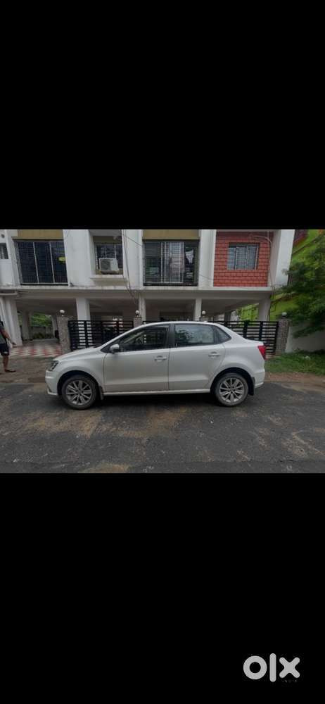 Volkswagen Ameo Petrol 2016
