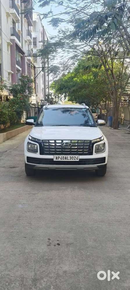 Hyundai Venue S 1.2 Petrol, 2023, Petrol