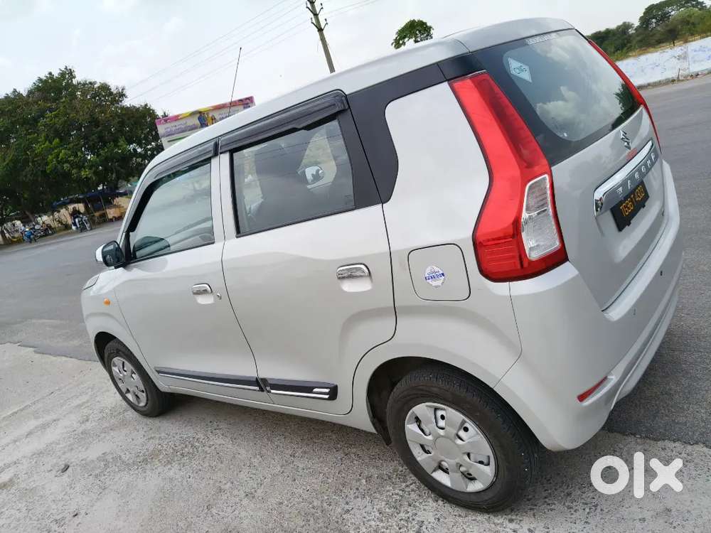 Maruti Suzuki Victoris 2026 Cng & Hybrids 15200 Km Driven