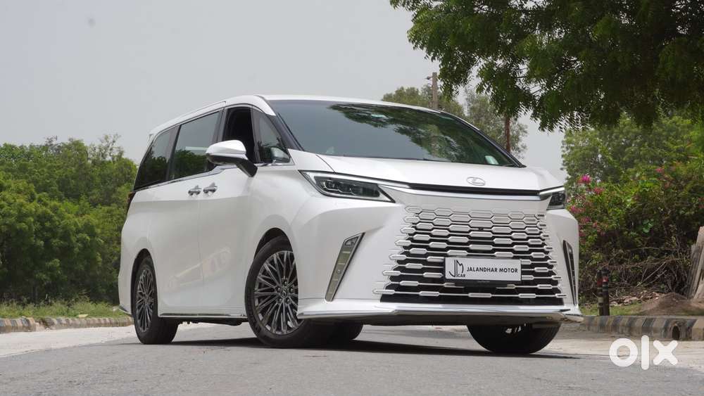 Lexus Lm 350h 4 Str Ultra Luxury, 2024, Petrol