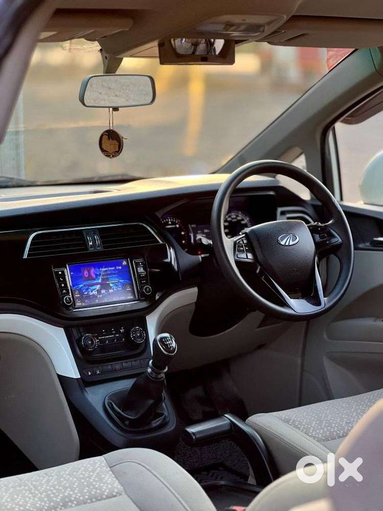 Mahindra Marazzo M6 8str, 2019, Diesel
