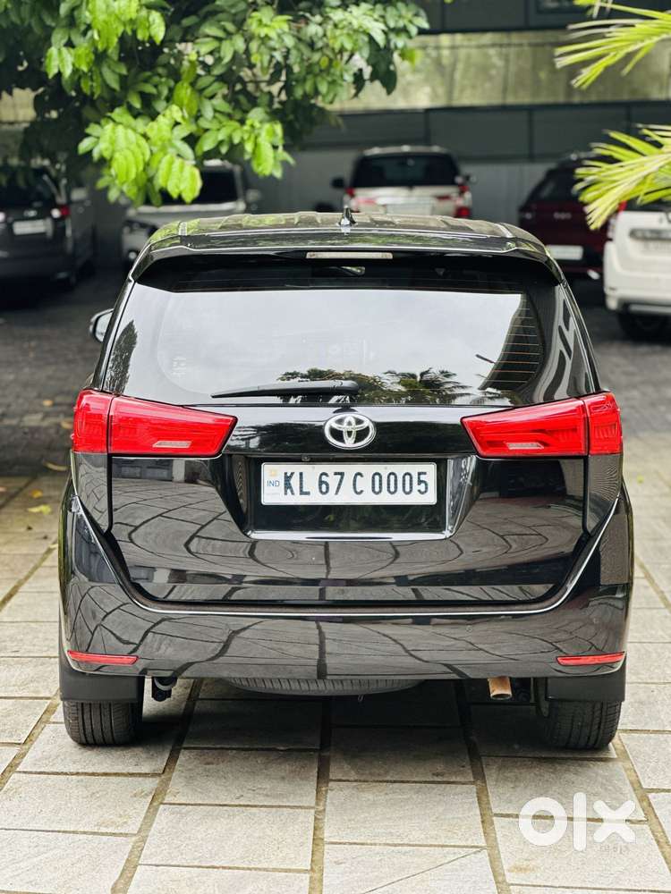 Toyota Innova Crysta 2.4 Gx Limited Edition At 7 Str, 2020, Diesel