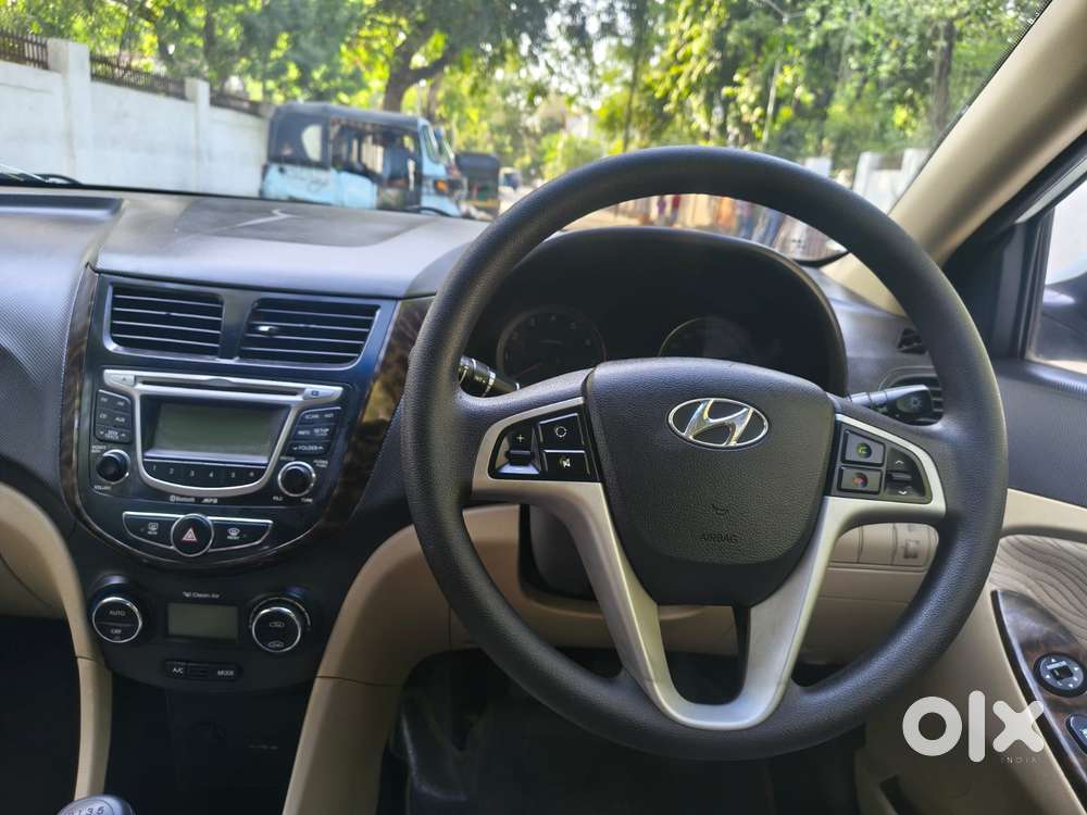 Hyundai Verna, 2012, Petrol